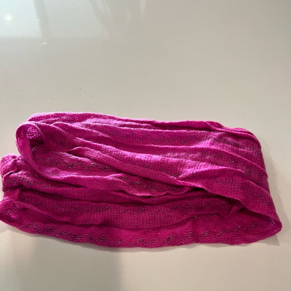 Young girls Infiniti scarfs